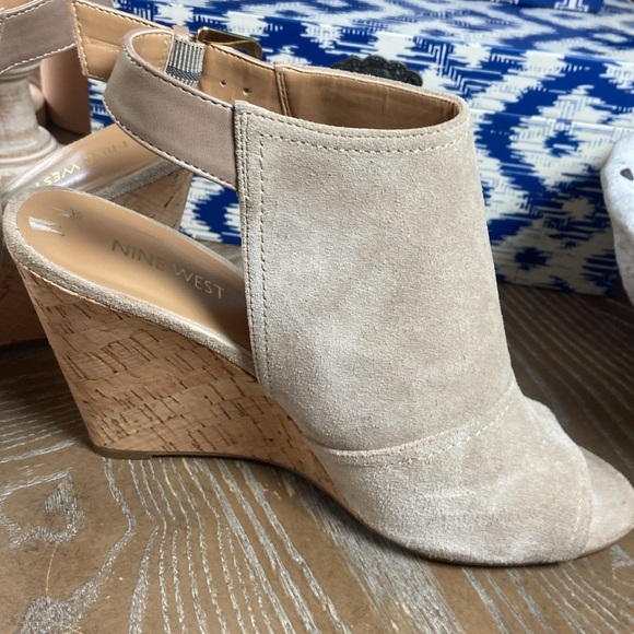 Nine West Paton Leather Peep Toe Ankle Strap Espadrilles Wedge Heel Sandal shoes - Picture 7 of 14